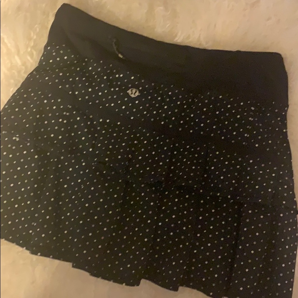 Lulu lemon skirt
